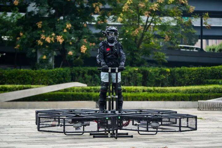 全國首創，杭州人可以一鍵起飛去上班了！:金屬制品廠
