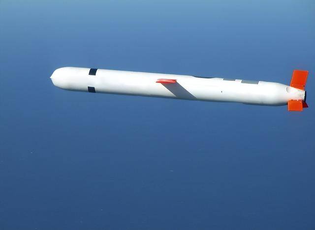 澤連斯基白跑一趟<strong></p>
<p>金屬制品廠
</strong>，特朗普拿“戰(zhàn)斧”當(dāng)誘餌，只想再見普京一面:金屬制品廠
